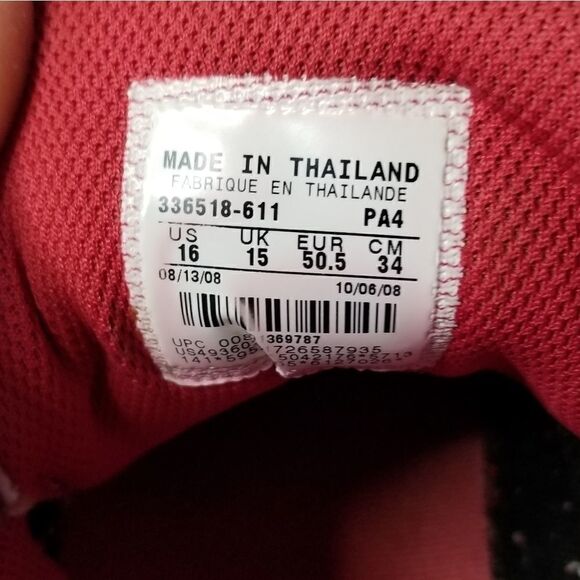 Nike air athletic shoes size 16